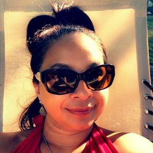 Meet your Posher, Angelica